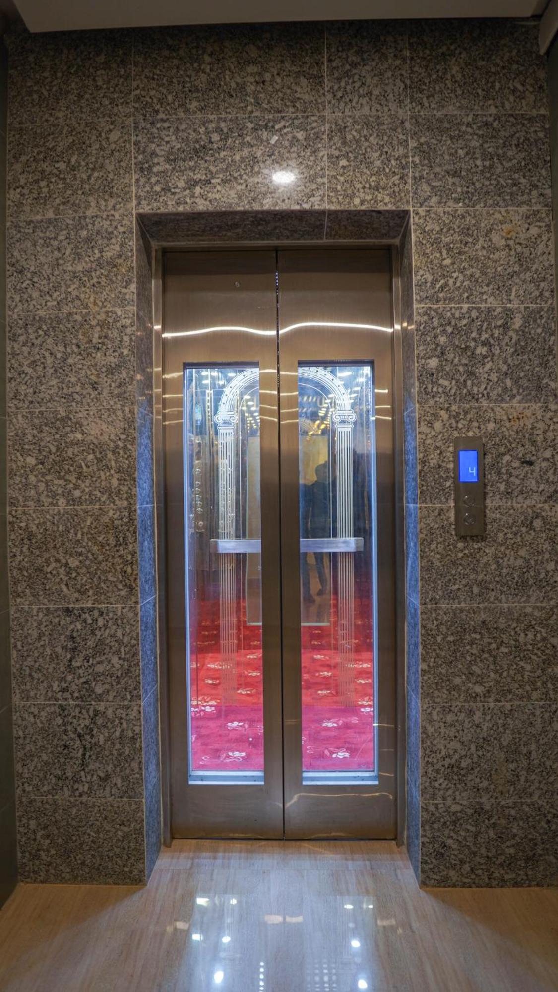 达卡 Grand Vistana酒店 外观 照片